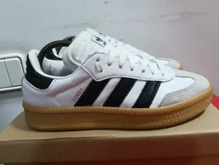 Adidas Samba XLG Talla 40 ⅔ Blanco