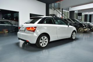 AUDI A1 1.6 TDI 90cv S tronic Attraction