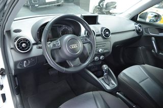 AUDI A1 1.6 TDI 90cv S tronic Attraction