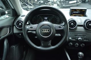 AUDI A1 1.6 TDI 90cv S tronic Attraction
