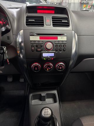 Suzuki SX4 1.9 DDiS GLX