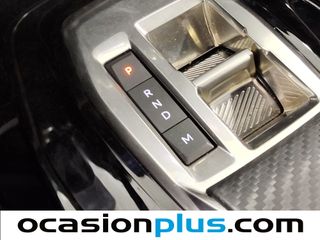 Peugeot 2008 Allure Hybrid eDCS6 100 kW (136 CV)