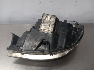 FARO DERECHO PEUGEOT 807