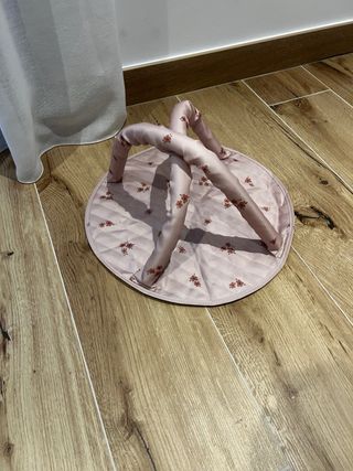 Carrito de muñecas y trona a juego