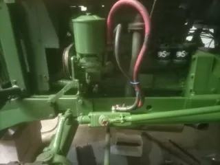 Tractor John Deere 717