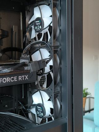 PC Gaming RTX 5070 Ti 16GB Montado en 2025