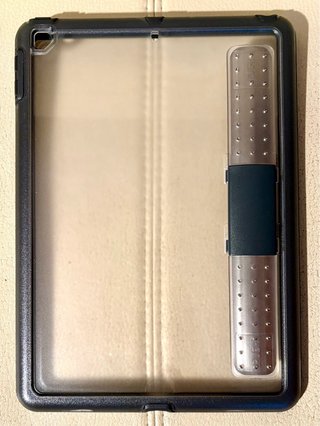 iPad 6ª Gen 128GB Gris WiFi con funda NUEVOS