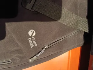 Pantalones negros con cinturón