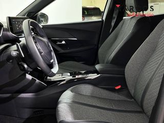 Peugeot 2008 Allure N Hybrid 145 eDCS6