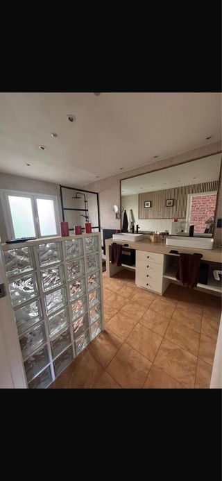 Casa a 4 vientos en venta en molins de rei