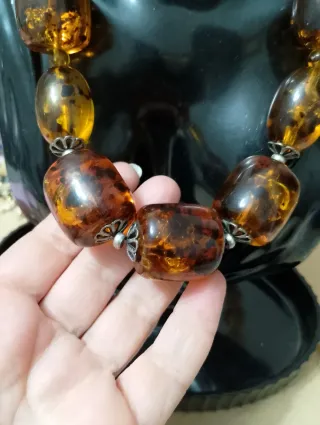 Imponente collana simil ambra