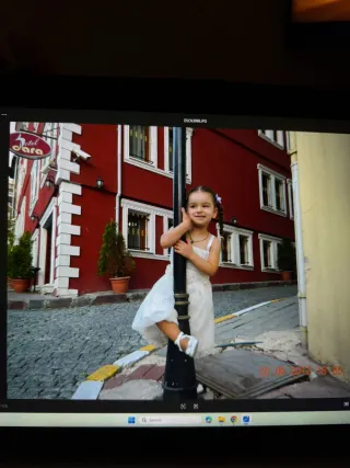 Niñera y cuidadora a domisilio