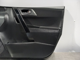 GUARNECIDO PUERTA DELANTERA DERECHA TOYOTA AURIS