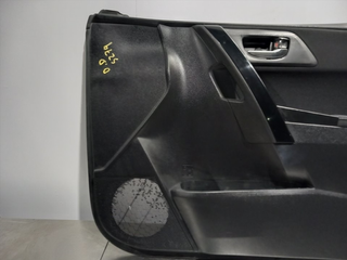 GUARNECIDO PUERTA DELANTERA DERECHA TOYOTA AURIS