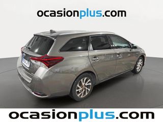 Toyota Auris 140H Touring Sports Active 100 kW (136 CV)