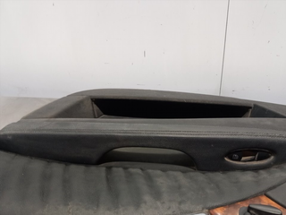 GUARNECIDO PUERTA DELANTERA DERECHA MERCEDES-BENZ