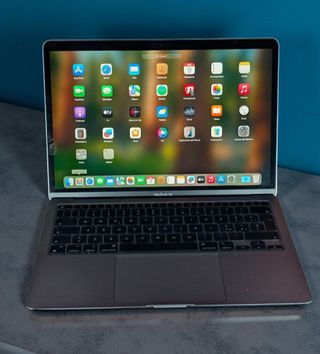 MacBook Air M1 256GB 8GB RAM Plata