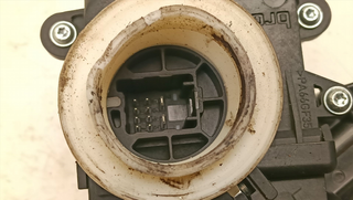 ELEVALUNAS DELANTERO IZQUIERDO TOYOTA AURIS (E18)