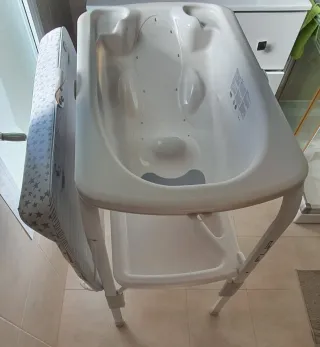 Trona y cambiador bebé