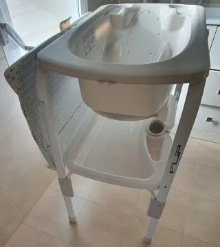 Trona y cambiador bebé