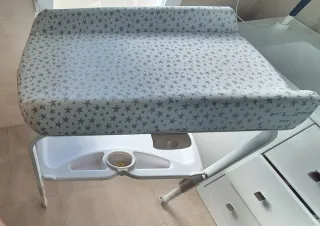 Trona y cambiador bebé