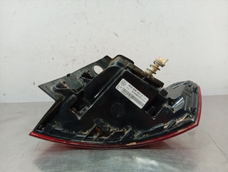 PILOTO TRASERO IZQUIERDO VOLKSWAGEN PASSAT VARIAN