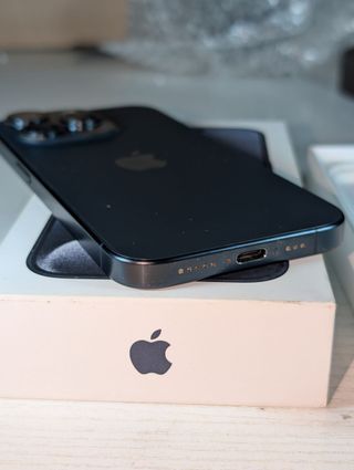 iPhone 15 Pro 128GB Space Gray