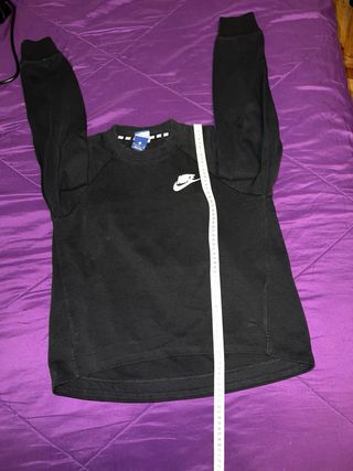 Título: Sudadera Nike Sportswear Tape - Negra