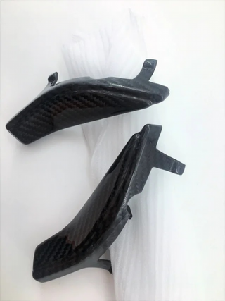 TAPAS LATERALES DEBAJO ASIENTO BMW K1300R CARBONO