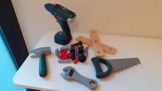 Caja de herramientas de juguete Bosch