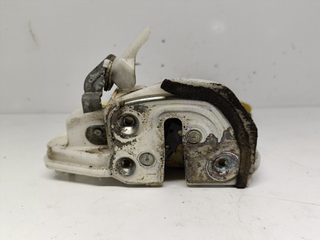 CERRADURA PUERTA TRASERA IZQUIERDA MAZDA 6 FAMILI