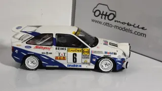 Ford Escort RS Cosworth Otto 1/18 Autoart Kyosho