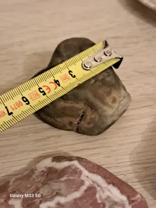 Collezione di 6 sassi decorativi