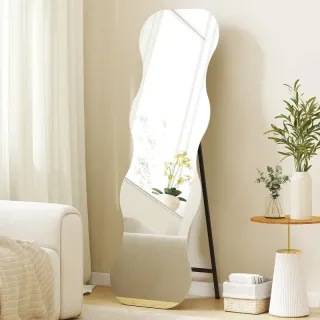 Espejo ondulado de pie