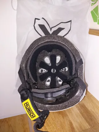 Casco Múnich Infantil Gris