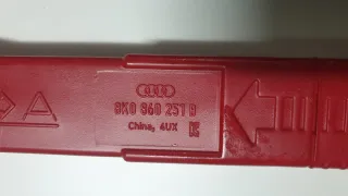 Triángulo de emergencia Audi