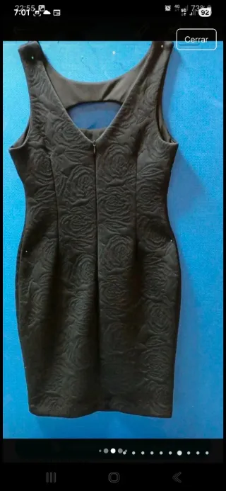 Vestido negro sin mangas