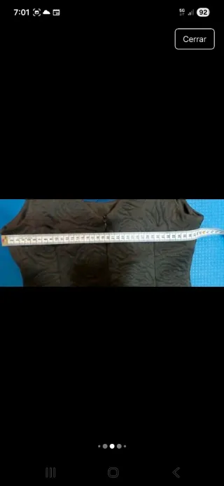 Vestido negro sin mangas