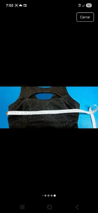 Vestido negro sin mangas