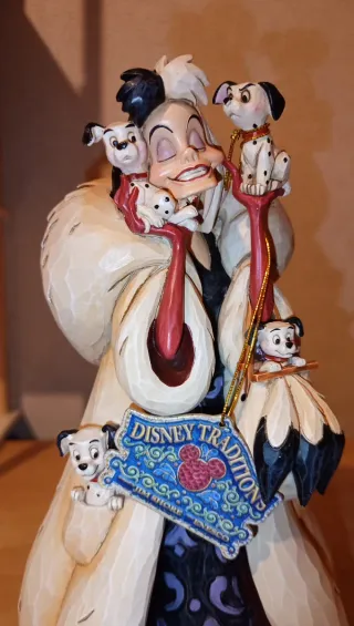 Figura Cruella de Vil Disney (NUEVA)