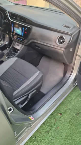 Toyota Auris active 2017