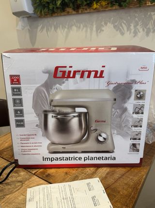 Amasadora Planetaria Girmi 2200W casi nueva
