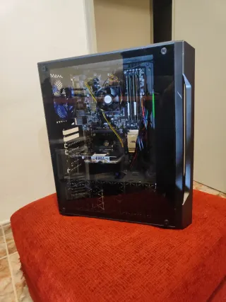 PC Sobremesa Negro