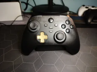 Mando Nintendo Switch con Base de Carga