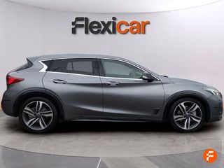 Infiniti Q30 2.2D SPORT 7DCT