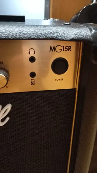 Fender Squier Telecaster + Ampli Marshall