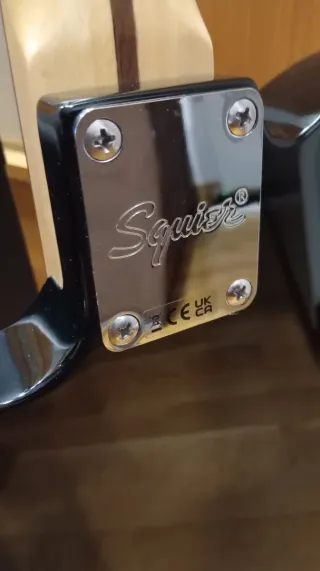 Fender Squier Telecaster + Ampli Marshall