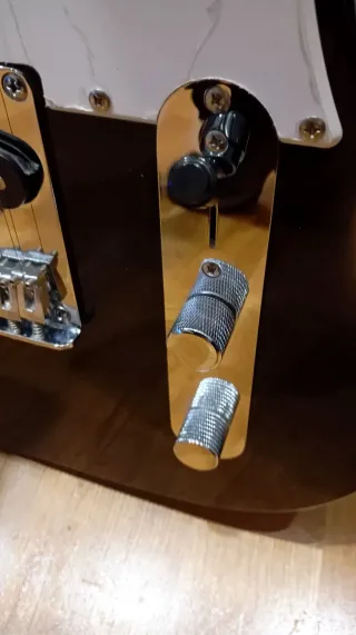 Fender Squier Telecaster + Ampli Marshall