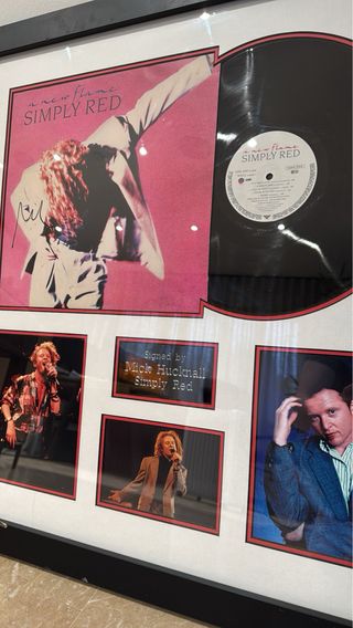 Simply Red A New Flame Vinilo Firmado