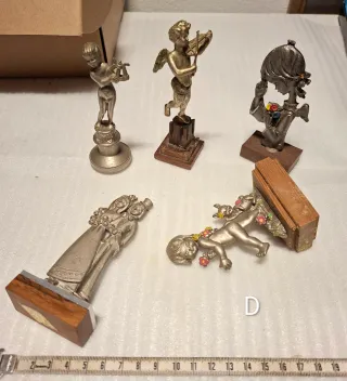 Set di Piccole Ceramiche Bomboniere